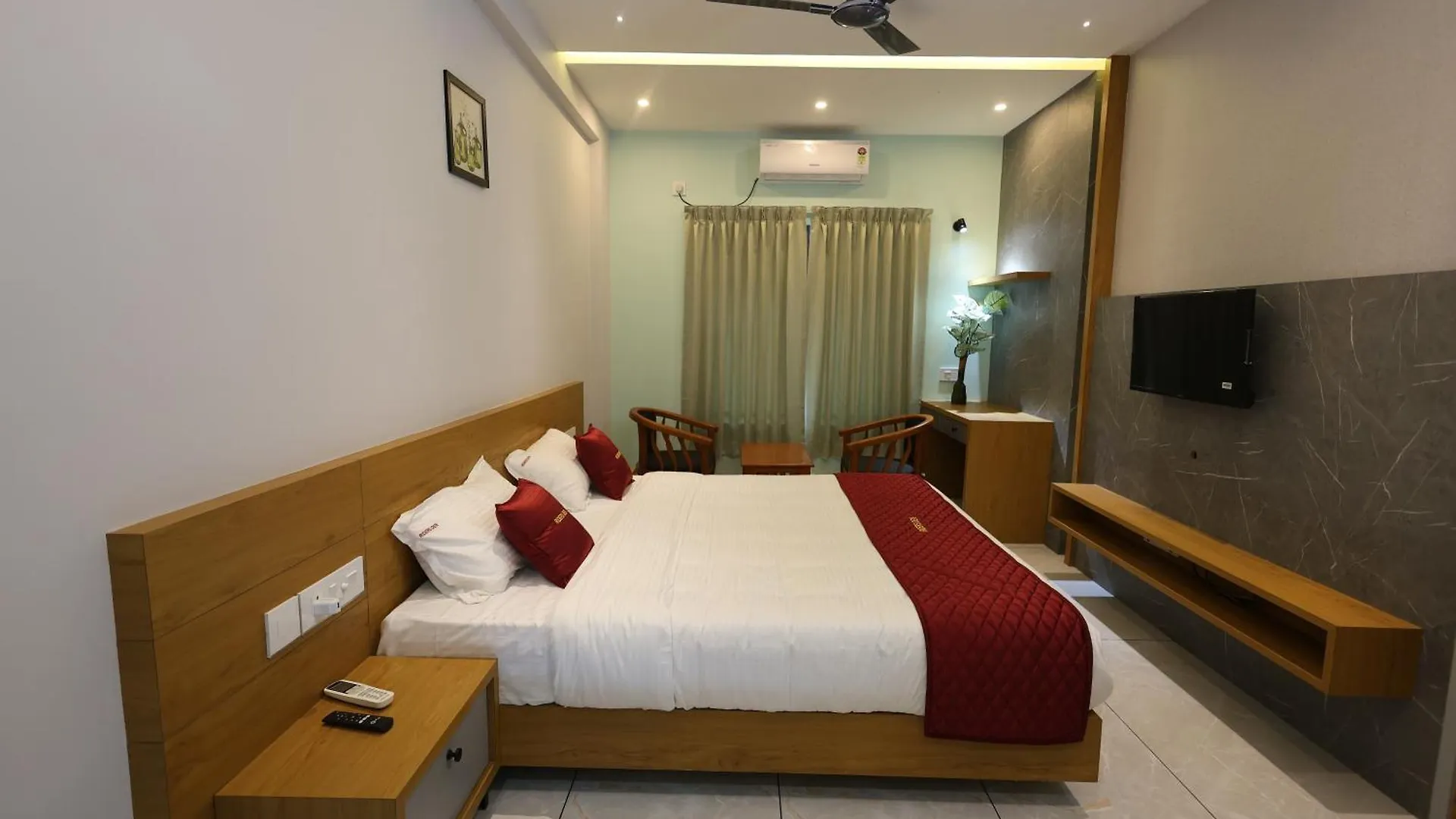 Riders Den Hotel Mananthavady